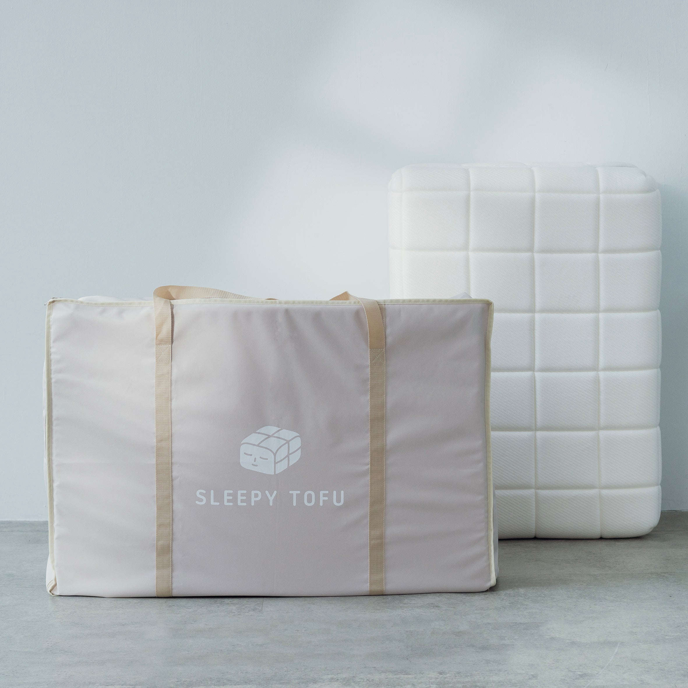 【SLEEPY TOFU】マットレス、収納袋【新品未使用】 9b2f6d2778e62f4d4dc7ff31793691